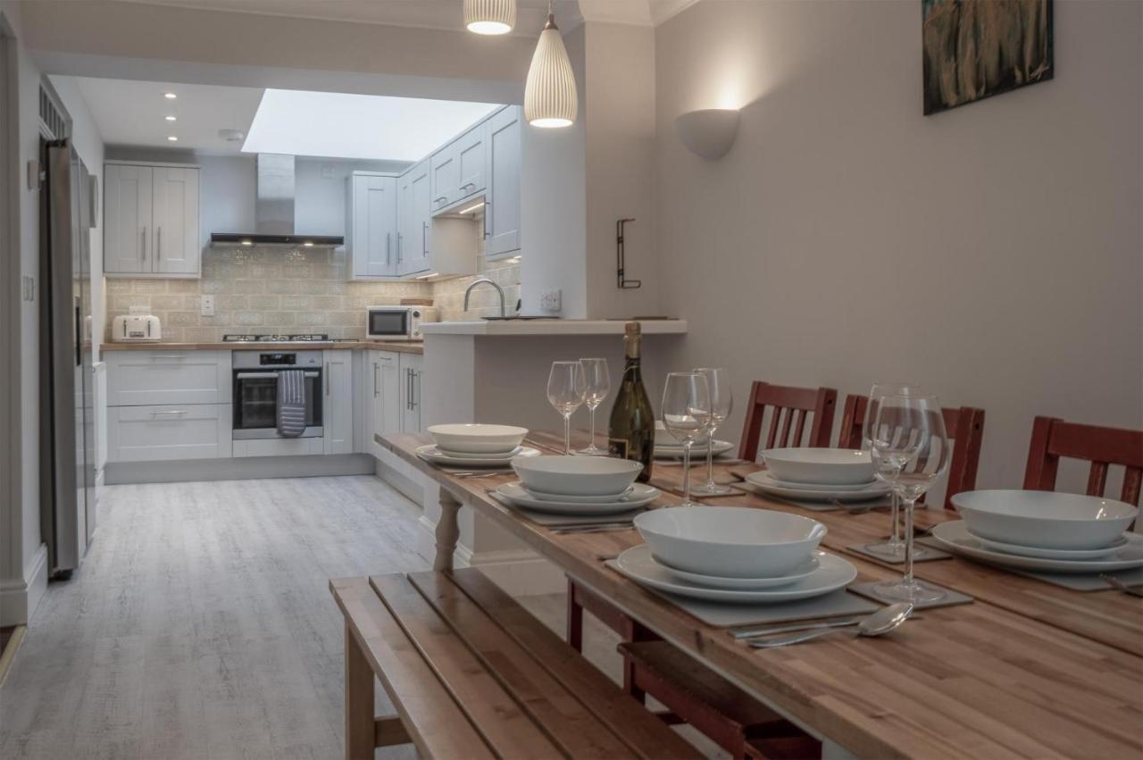 Noe Acre - 3 Bedroom Cottage - Tenby Kültér fotó