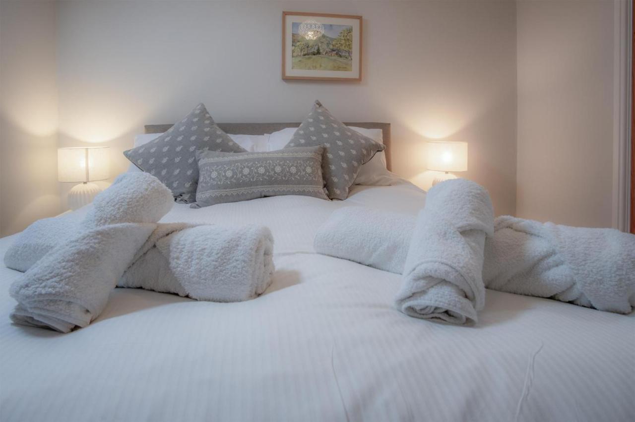 Noe Acre - 3 Bedroom Cottage - Tenby Kültér fotó