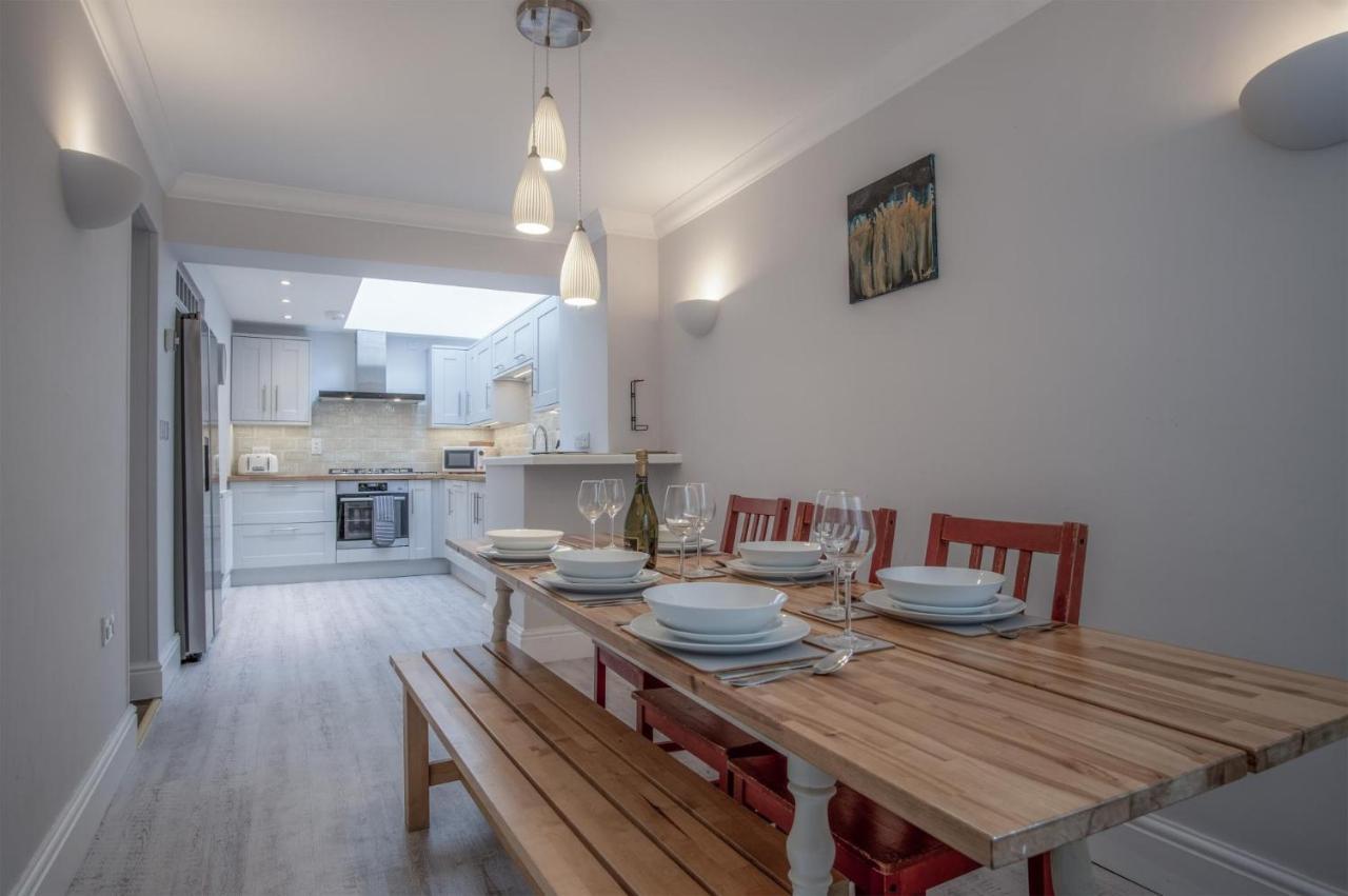 Noe Acre - 3 Bedroom Cottage - Tenby Kültér fotó